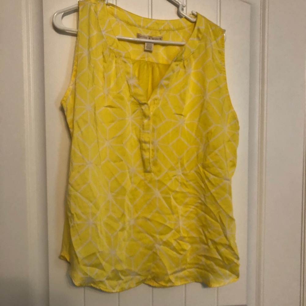Hannah and Gracie yellow tank top